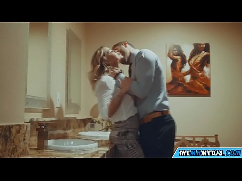 ❤️ Quandu una bionda tettona ti seduce in un bagnu publicu ❤️ Sluts à noi % co.sex-porntube.ru% ❌